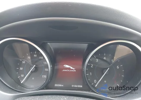 2017 Jaguar Xe 35T Prestige z USA, uszkodzony, nr VIN SAJAK4BV9HA970578